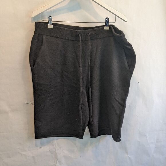 HUDSON Bay black cashmere shorts L BNWT - Picture 3 of 7